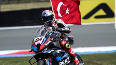 Razgatlıoğlu'ndan bir zafer daha!