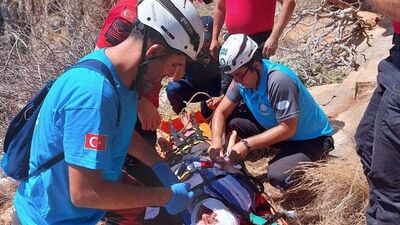 Fotoğraf çekinirken facianın kıyısından döndü