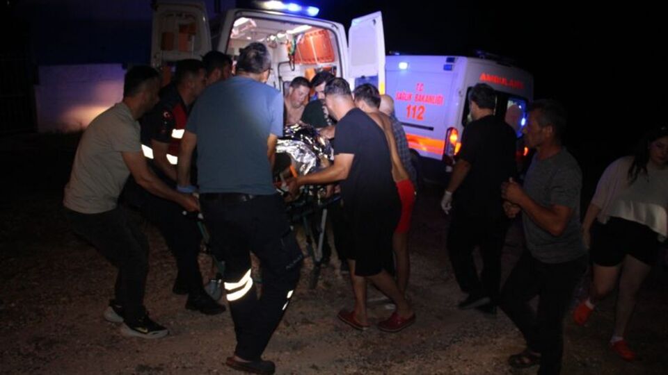 Yürek yakan olay! Denize düşen kızını kurtarmak istedi!