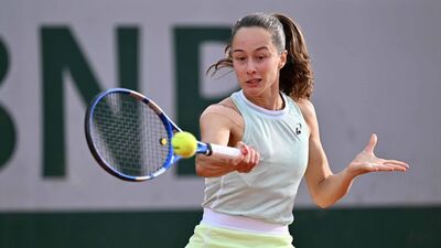 Milli tenisçi Zeynep Sönmez'den bir ilk