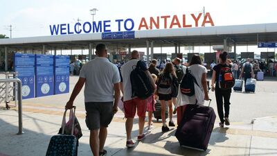 Antalya Havalimanı'nda yolcu rekoru