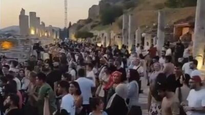 Efes Antik Kent'te özel davete tepki!