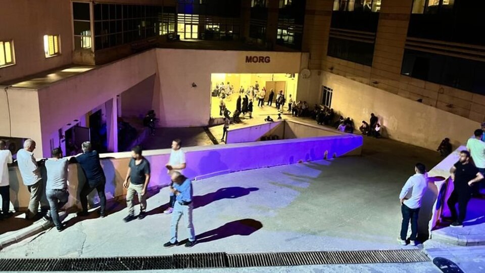 Tarlasına su kuyusu açıyordu, toprak altında kalıp öldü