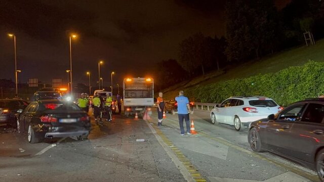  Üsküdar'da zincirleme kaza: 3 yaralı