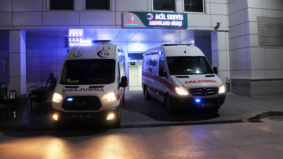 Damat eski eşiyle barışmaya gitti! Kayınpeder dehşeti!