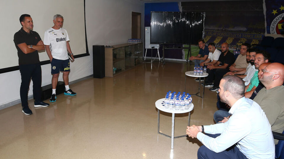 Mourinho'nun teknik ekibi belli oldu