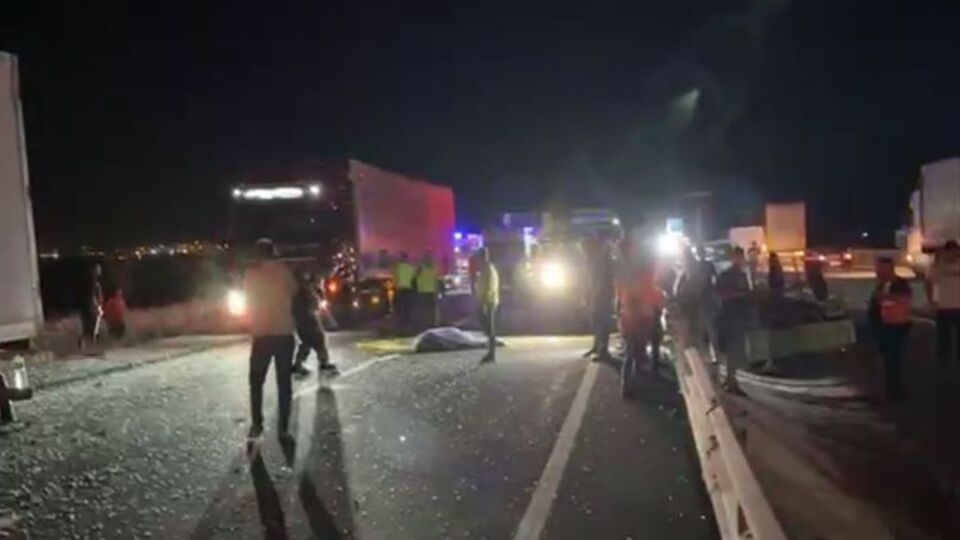 Ankara'da peş peşe kaza: 1 ölü, 4 yaralı