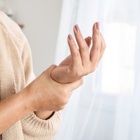 Sabahları parmağınızda bunu hissediyorsanız dikkat!