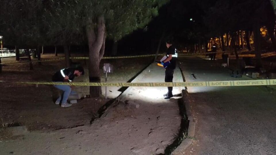 Bakırköy'de hastane bahçesinde silahlı kavga: 4 yaralı
