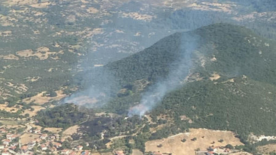 Balıkesir'deki orman yangını söndürüldü