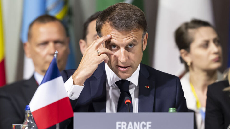 Macron'dan muhalefet partilerine 'iç savaş' uyarısı