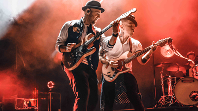 Milli Takım için 'Aşkın Yeter'