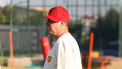 Göztepe sahaya indi