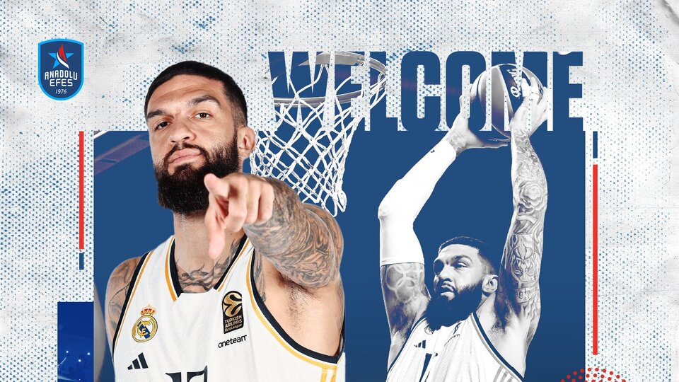 Poirier, Anadolu Efes'te