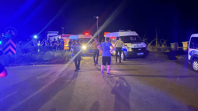 Tuğla yüklü TIR'da 30 kaçak göçmen yakalandı