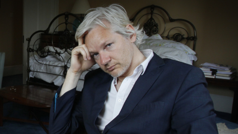 Assange 'casusluk suçunu' kabul etti