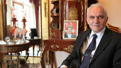 Yaşar Yakış yaşamını yitirdi