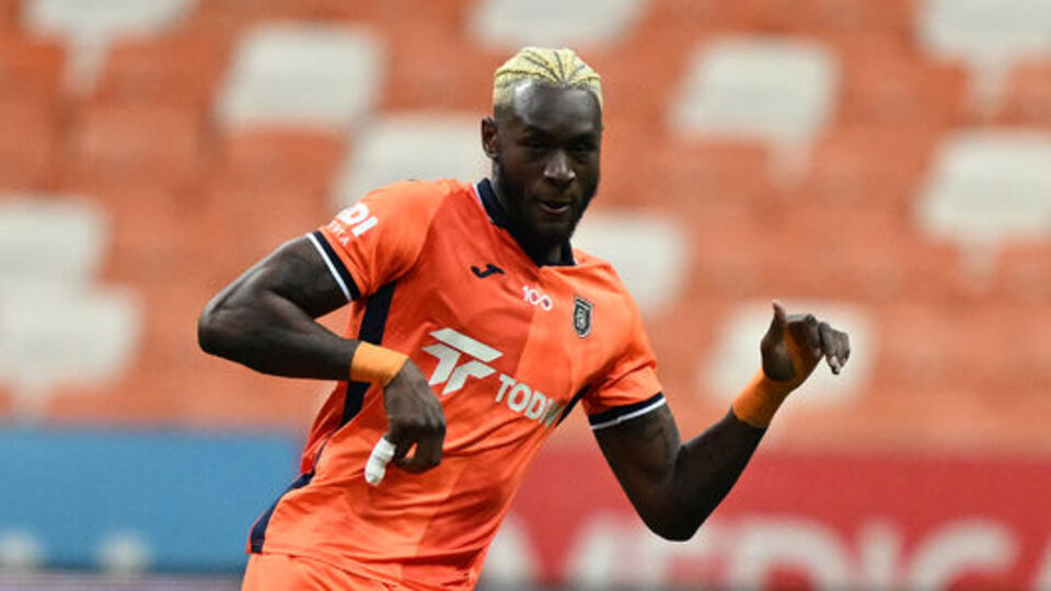 Başakşehir, Opoku ile imzaladı