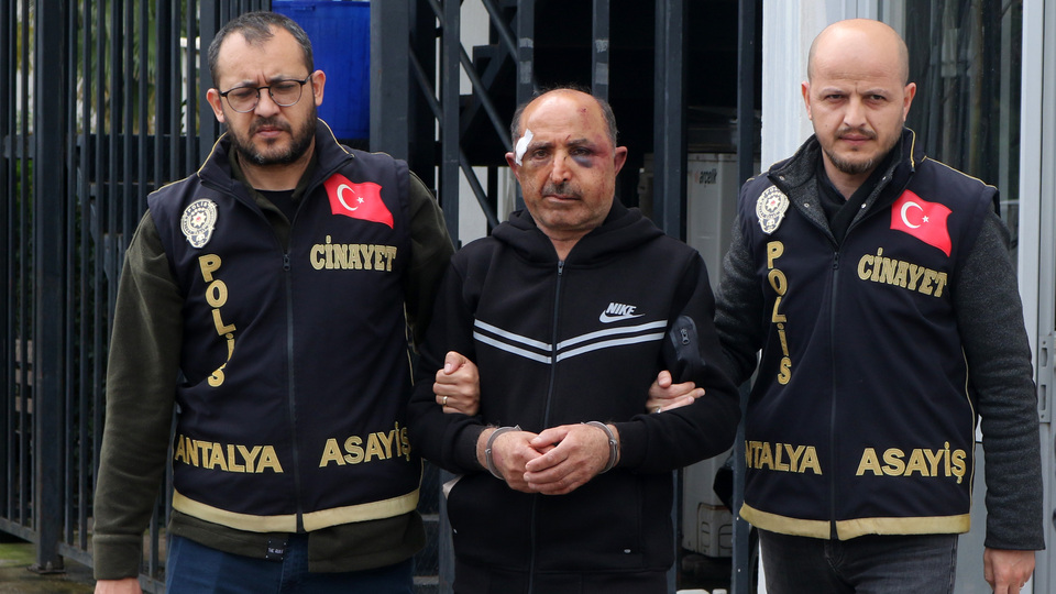 Eşinin uykusunda boğazını kesmişti! İddianame tamam!