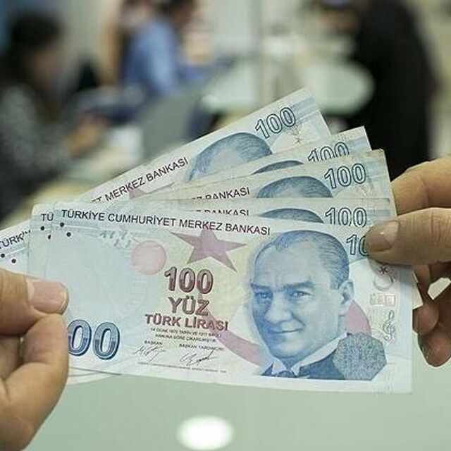 Ücrete yüzde 10 vergi talebi