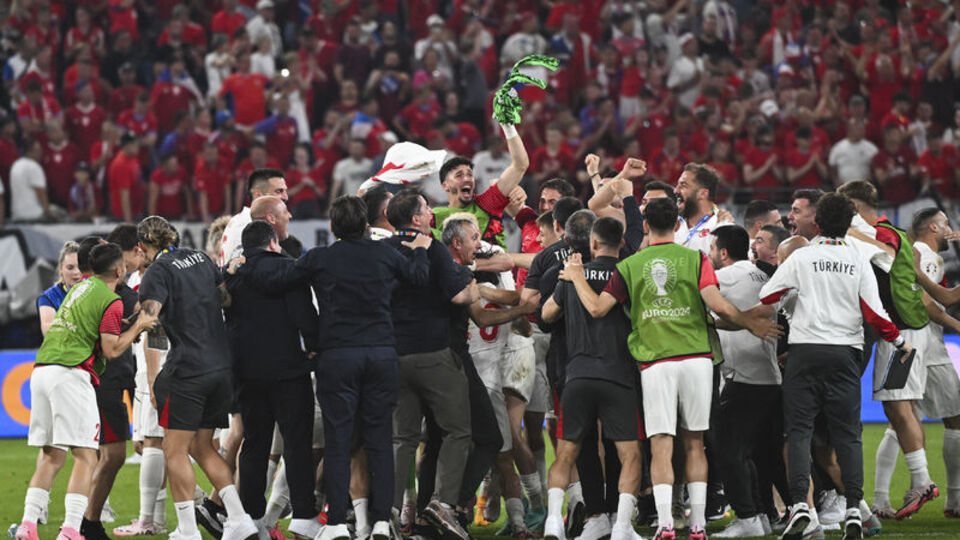 "2 Temmuz'da vals var!"