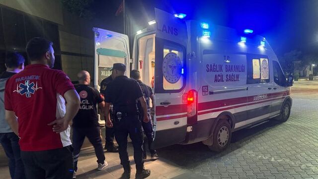 Van Gölü'nde kaybolan 4 kişi kurtarıldı