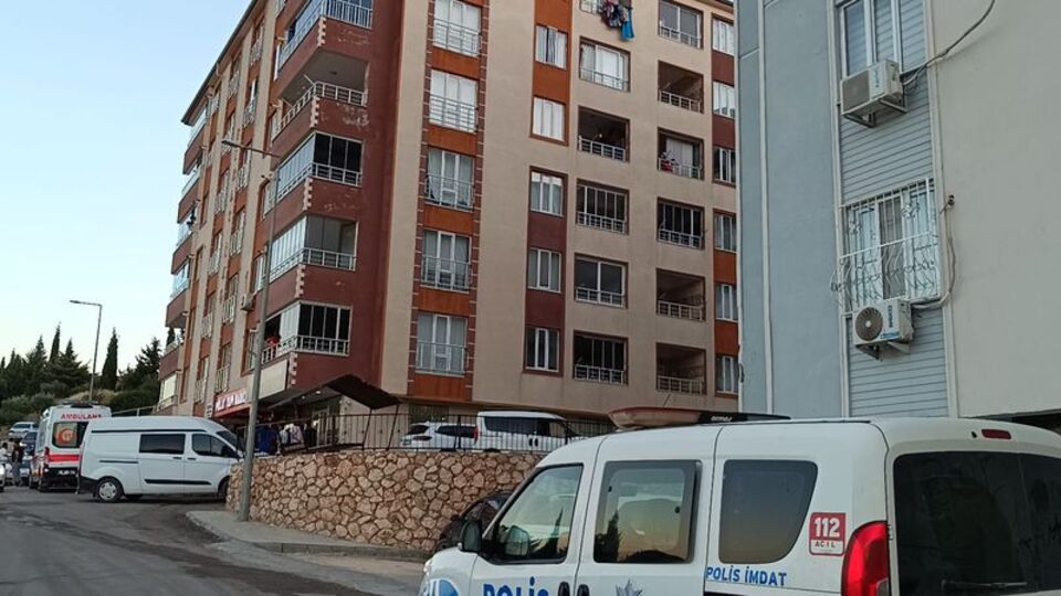 Havalandırma boşluğunda cansız beden bulundu