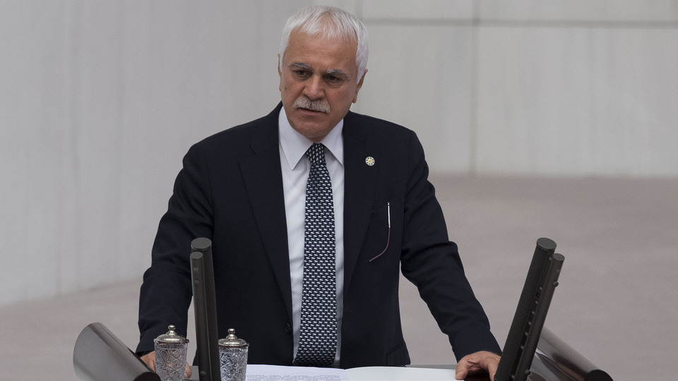 Koray Aydın istifa etti