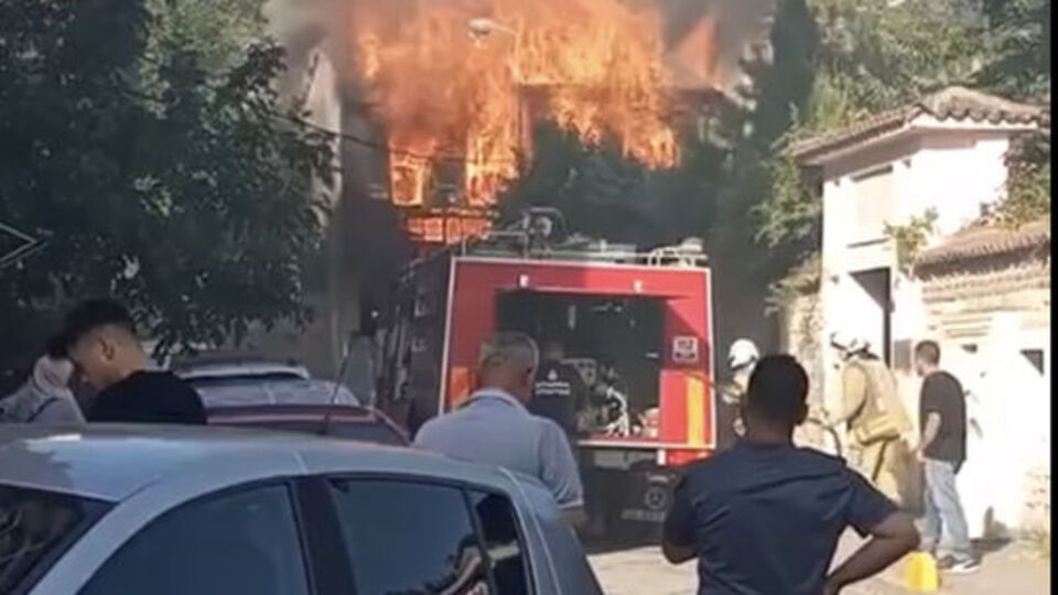 Fatih'teki yangın korkuttu