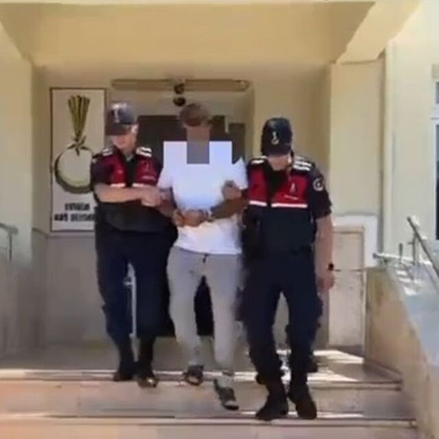 Evi ateşe vermişti! Yakalandı