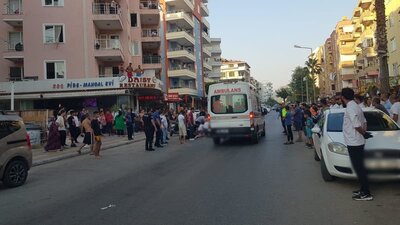 Baba ve oğuldan bıçaklı saldırı: 1 ölü, 2 yaralı