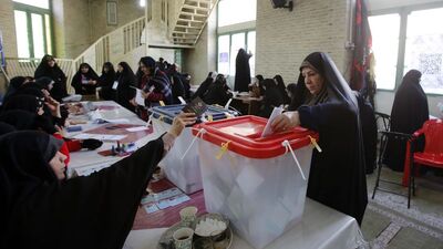 İran'da oy verme işlemi sona erdi