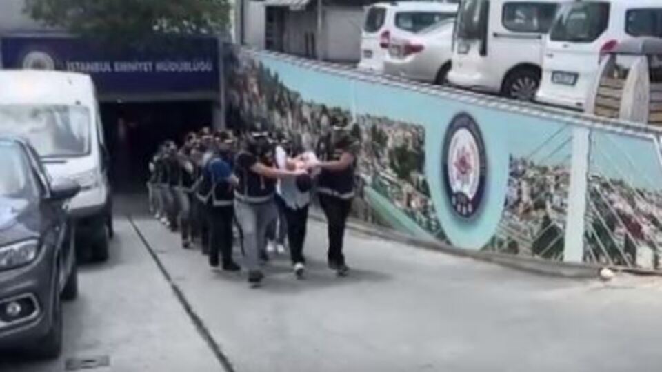 İstanbul'da suç örgütü operasyonu: 5 tutuklama