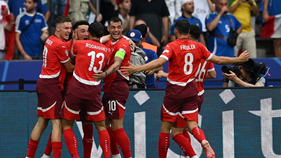 İlk çeyrek bilet İsviçre'nin!