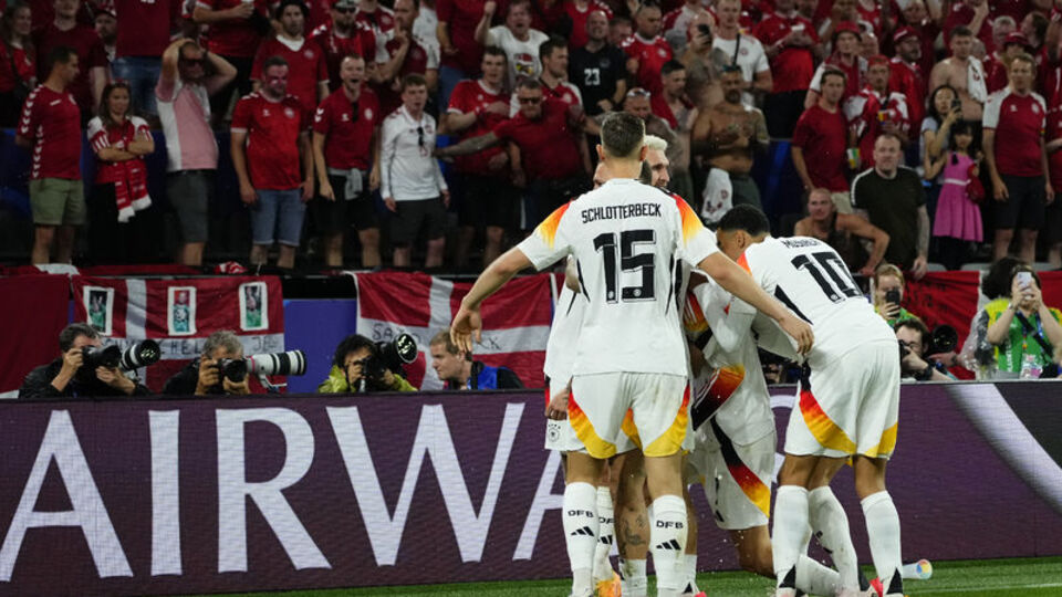 Panzerler çeyrek finalde