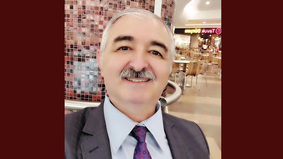 Profesör için kayıp başvurusu!