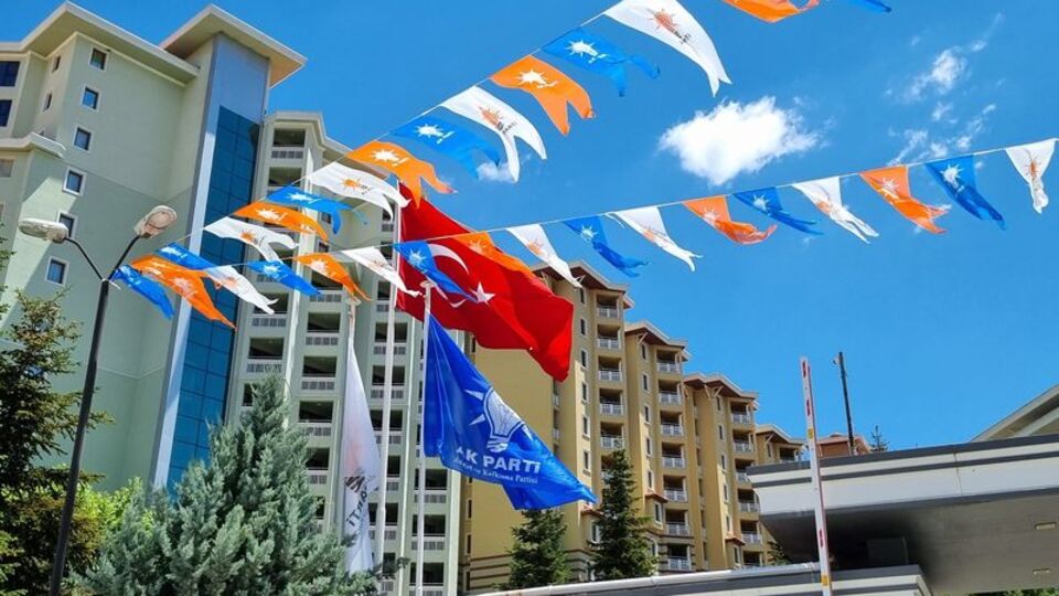 AK Parti'de 2. istişare toplantısı başladı