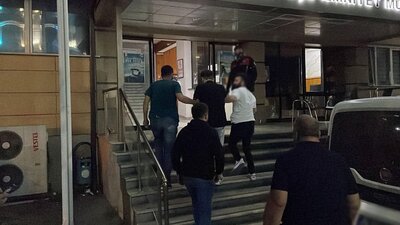 Taksi ile lüks otomobili gasbetti, polisten kaçamadı