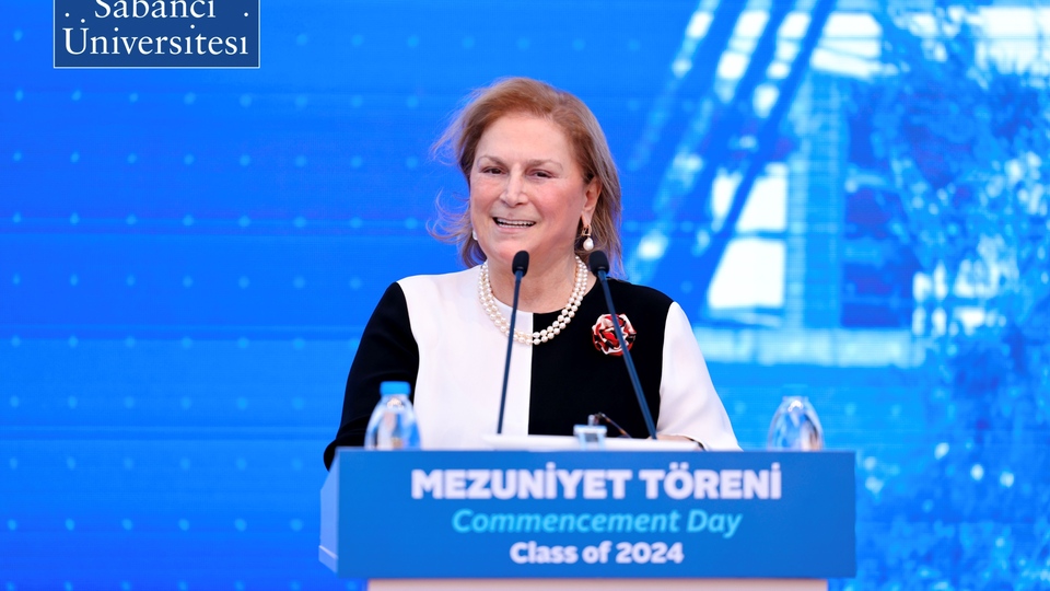 Güler Sabancı yeni mezunlara seslendi