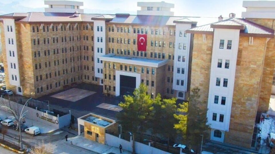 Şırnak'ta 3 PKK'lı terörist teslim oldu