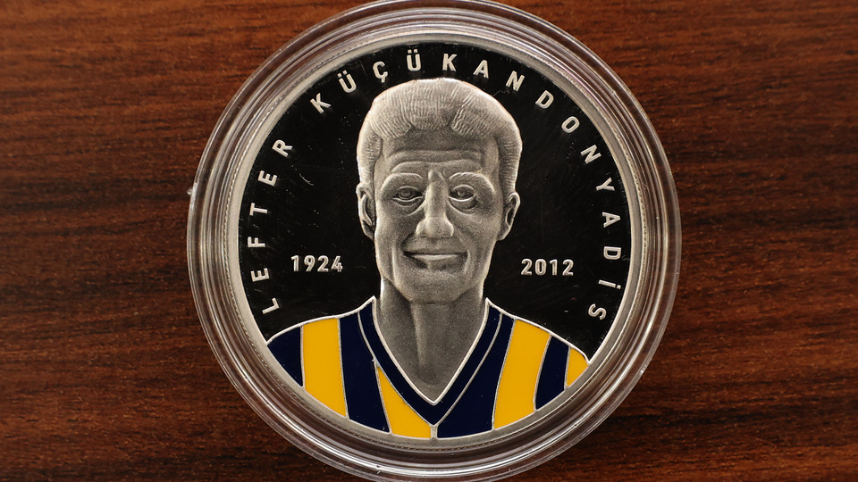 Lefter anısına hatıra para basıldı