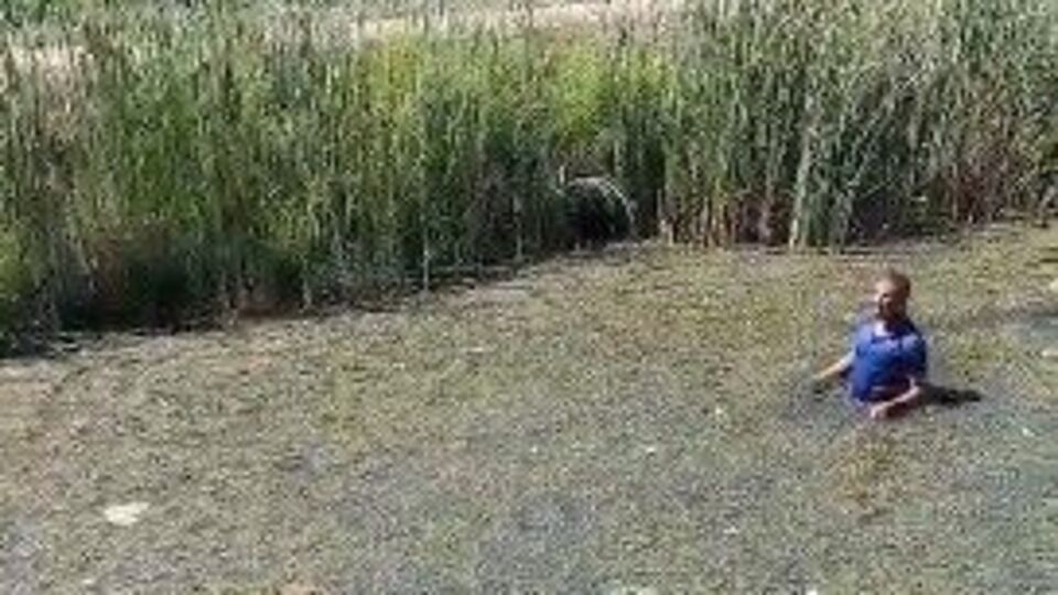 Jandarmadan kaçarken bataklığa saplandı!