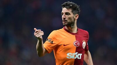 Galatasaray, Mertens'in sözleşmesini uzattı!