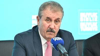 "Türkiye sığınmacılar üzerinden karıştırılmak isteniyor"