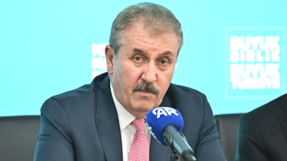 "Türkiye sığınmacılar üzerinden karıştırılmak isteniyor"