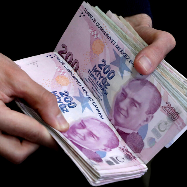 Kök aylıkta zam hesabı