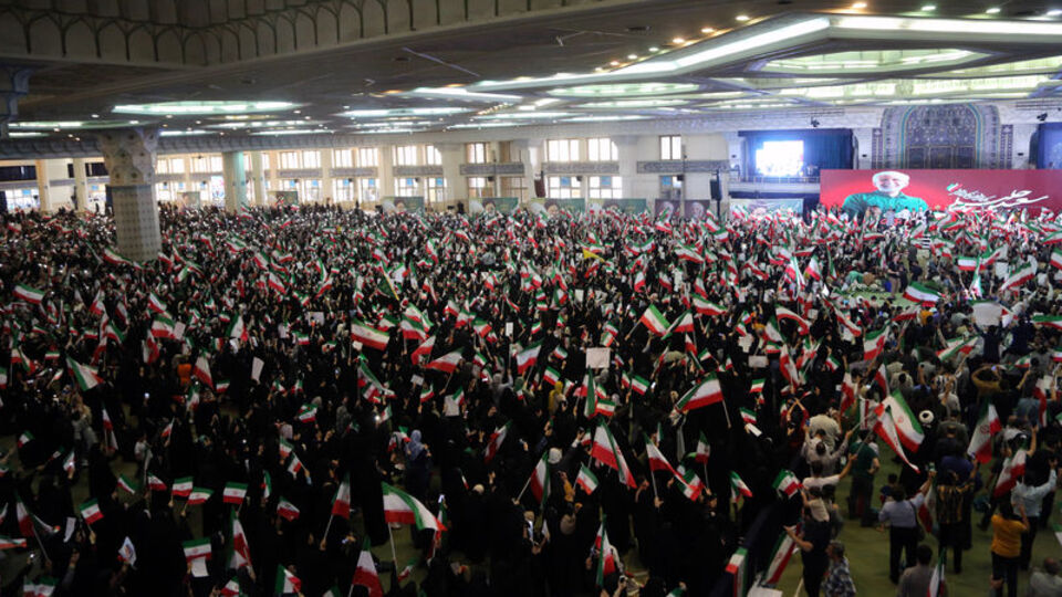 İran'da son mitingler düzenlendi