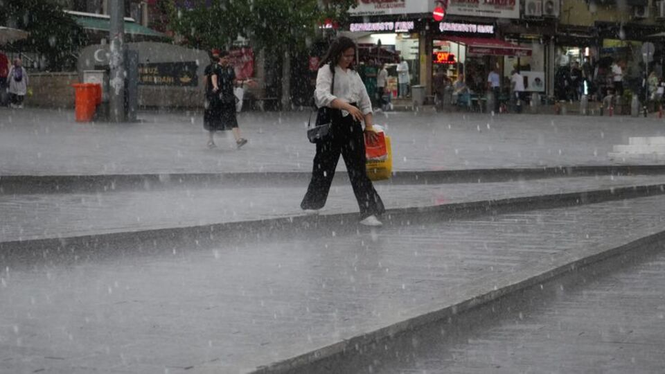 İstanbul'da sağanak ne kadar sürecek?