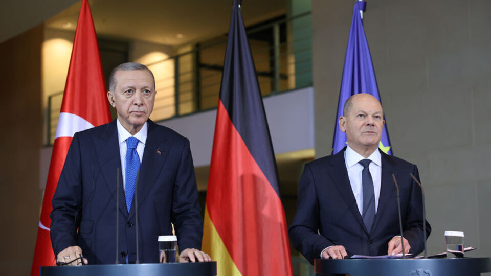 "Erdoğan'ın Almanya'yı ziyaret etmesinden memnuniyet duyuyorum"