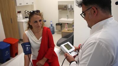 İş hayatına da engel olan 3 yıllık hastalıklarından bir böbreğinin alınmasıyla kurtuldu